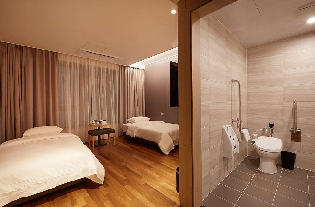 Osong H Hotel Sejong City Cheongju Habitación foto