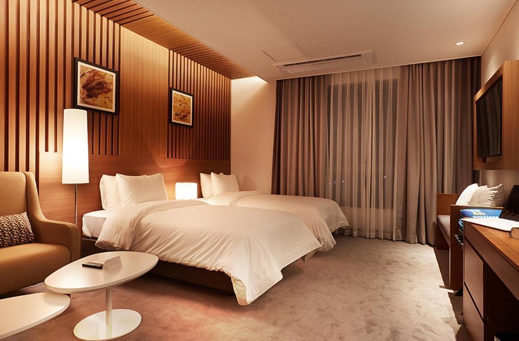 Osong H Hotel Sejong City Cheongju Exterior foto